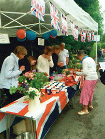 Loosley Row Village Party 2016 06.jpg