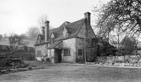 File:The Plough Inn.jpg