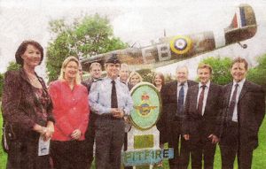 Spitfire Touches Down Sep 2008.jpg