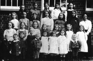 Loosley Row School.jpg