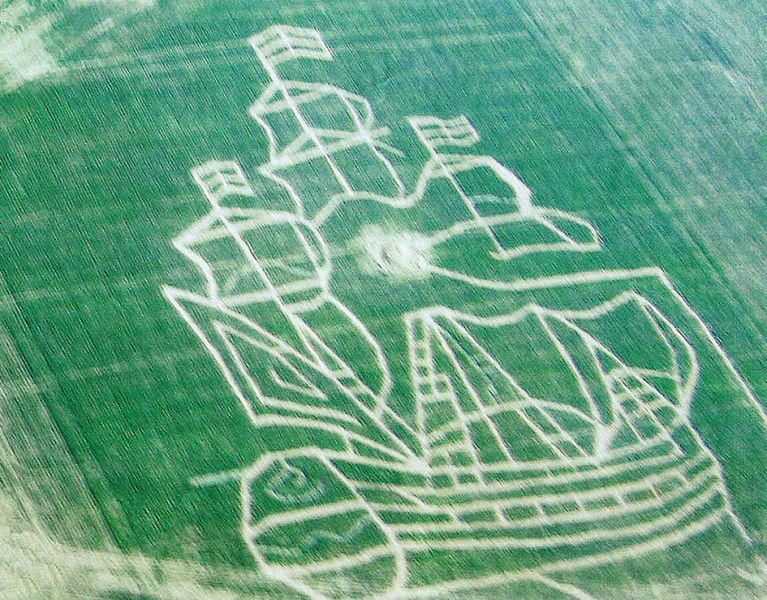 File:Maize Maze 2006.jpg