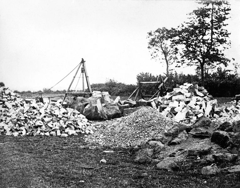 File:Stone Quarrying 02.jpg