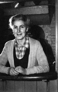 Ishbel Mcdonald.jpg